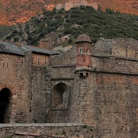 Les Thermes De Apartment
